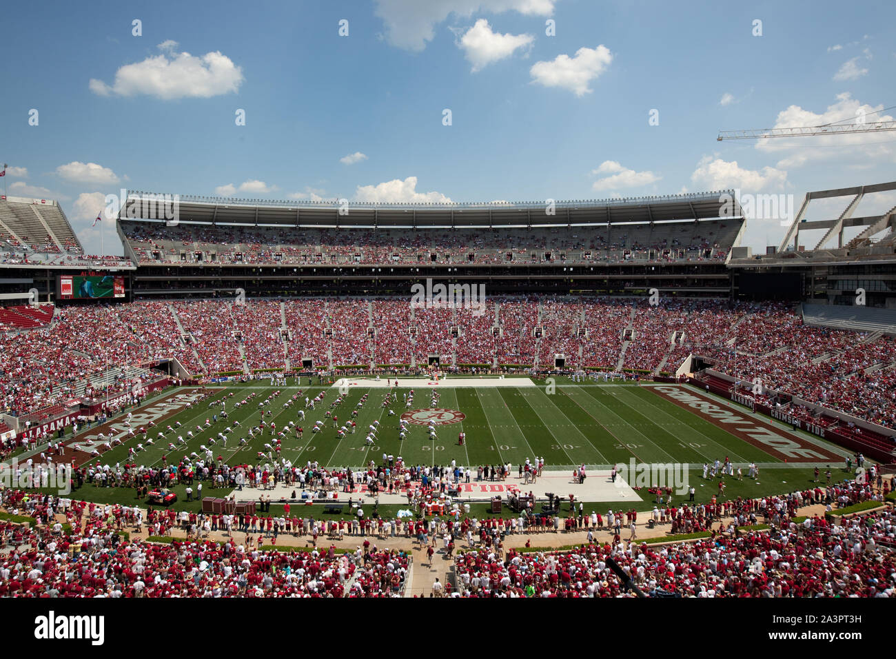 Sorge riempito con grida ventole, University of Alabama del gioco del calcio, Tuscaloosa, Alabama Foto Stock