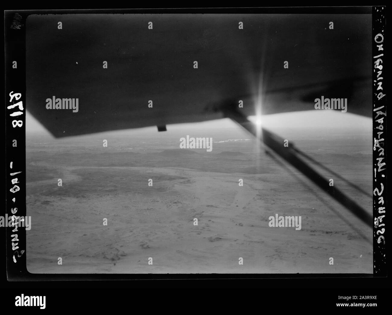 Il Sudan. Omdurman. Vista aerea. Sunrise dal piano su lasciando area di Khartoum Foto Stock