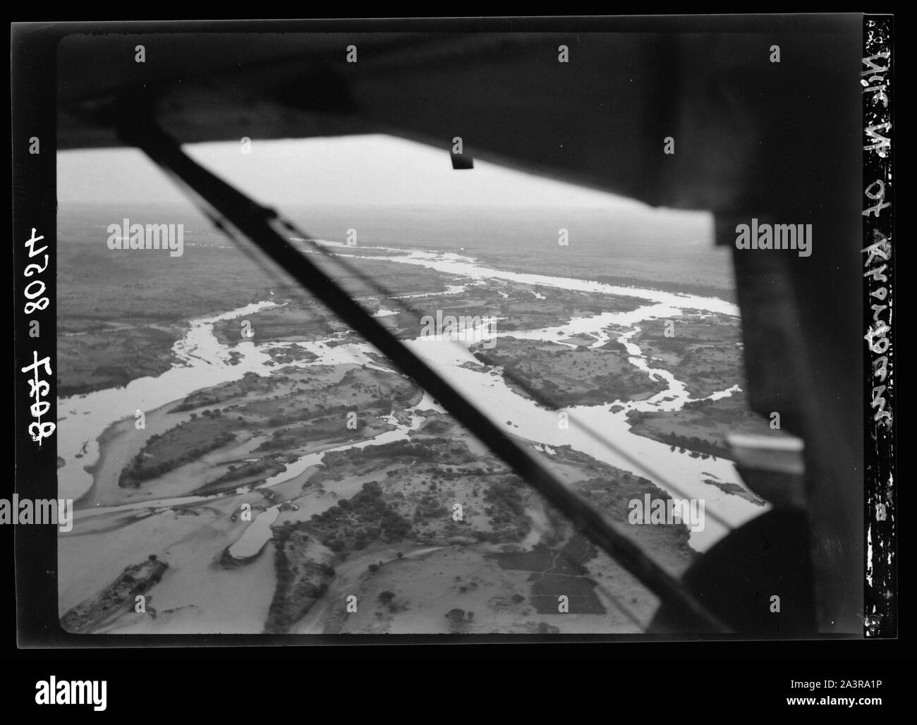 Il Sudan. Sul percorso di Khartoum. Vista aerea guardando verso il basso sulla cataratta Shabluka N. di Khartoum Foto Stock