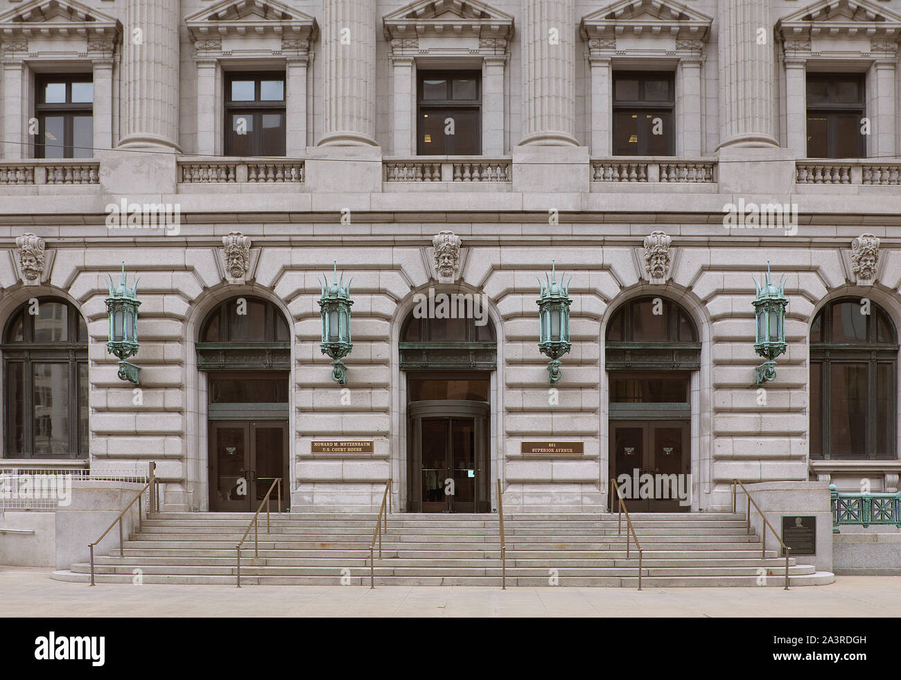 Superior Avenue ingresso, Howard M. Metzenbaum U.S. Courthouse, Cleveland, Ohio Foto Stock