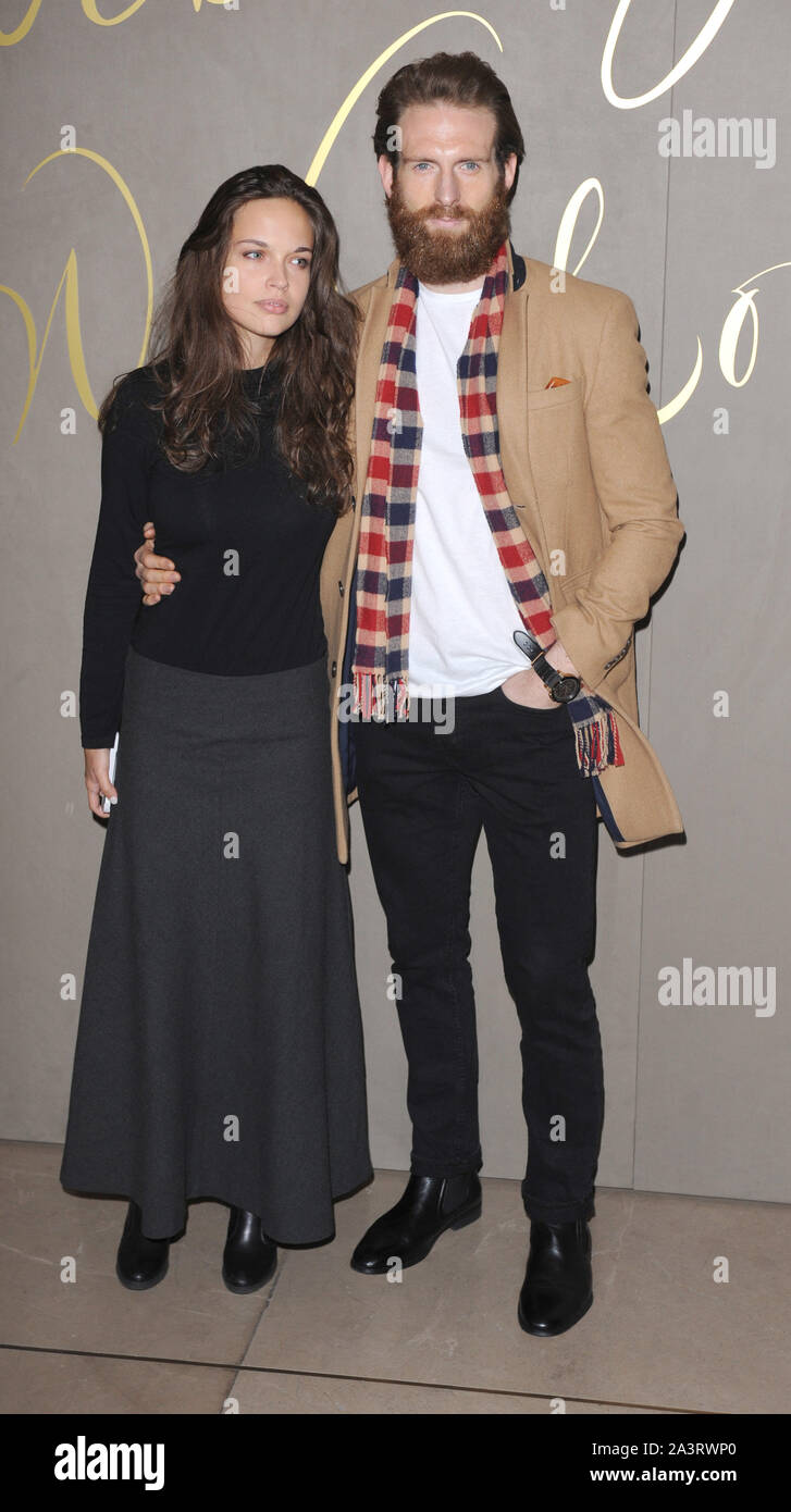 Foto deve essere accreditato ©Kate verde/Alpha premere 079965 03/10/2015 Craig McGinlay e Aggy Kukawka la premiere del Burberry Film Festival Burberry Regent Street London Foto Stock