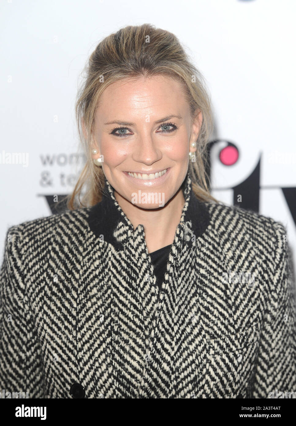 Foto deve essere accreditato ©Kate verde/Alpha premere 079965 4/12/2015 Georgie Thompson donne In Film e TV Awards 2015 Park Lane Hilton London Foto Stock