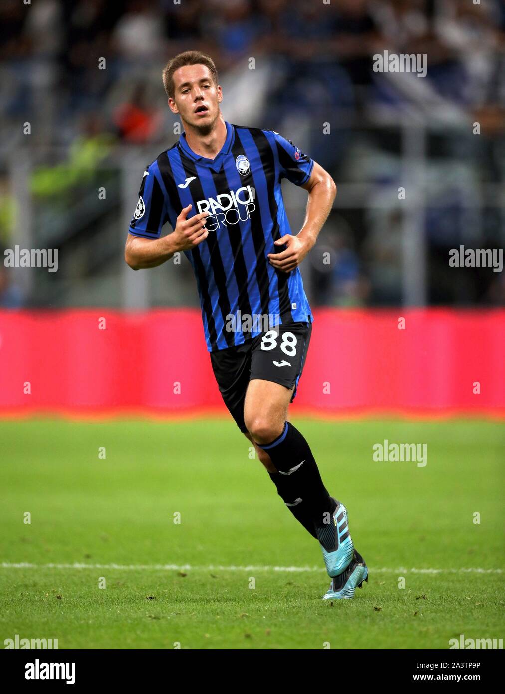 Milano, Italia - 1 Ottobre 2019: Mario Pasalic in azione durante la UEFA Champions League 2019/2020 ATALANTA v Shakhtar Donetsk a San Siro. Foto Stock