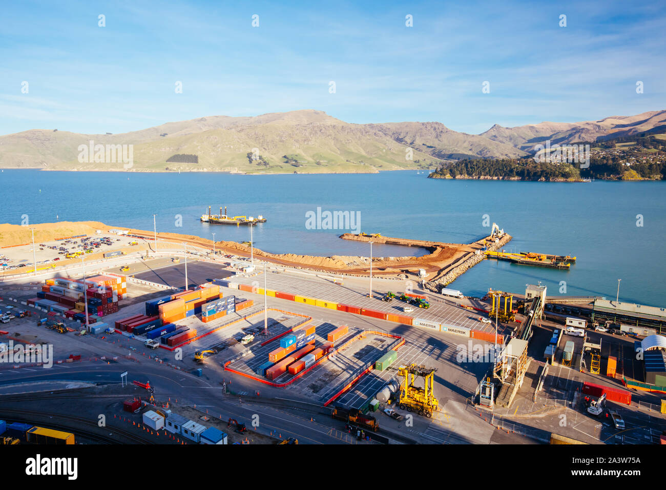 Lyttleton, Nuova Zelanda - 18 Settembre 2019: trafficato porto di spedizione per Christchurch in Lyttleton Nuova Zelanda Foto Stock