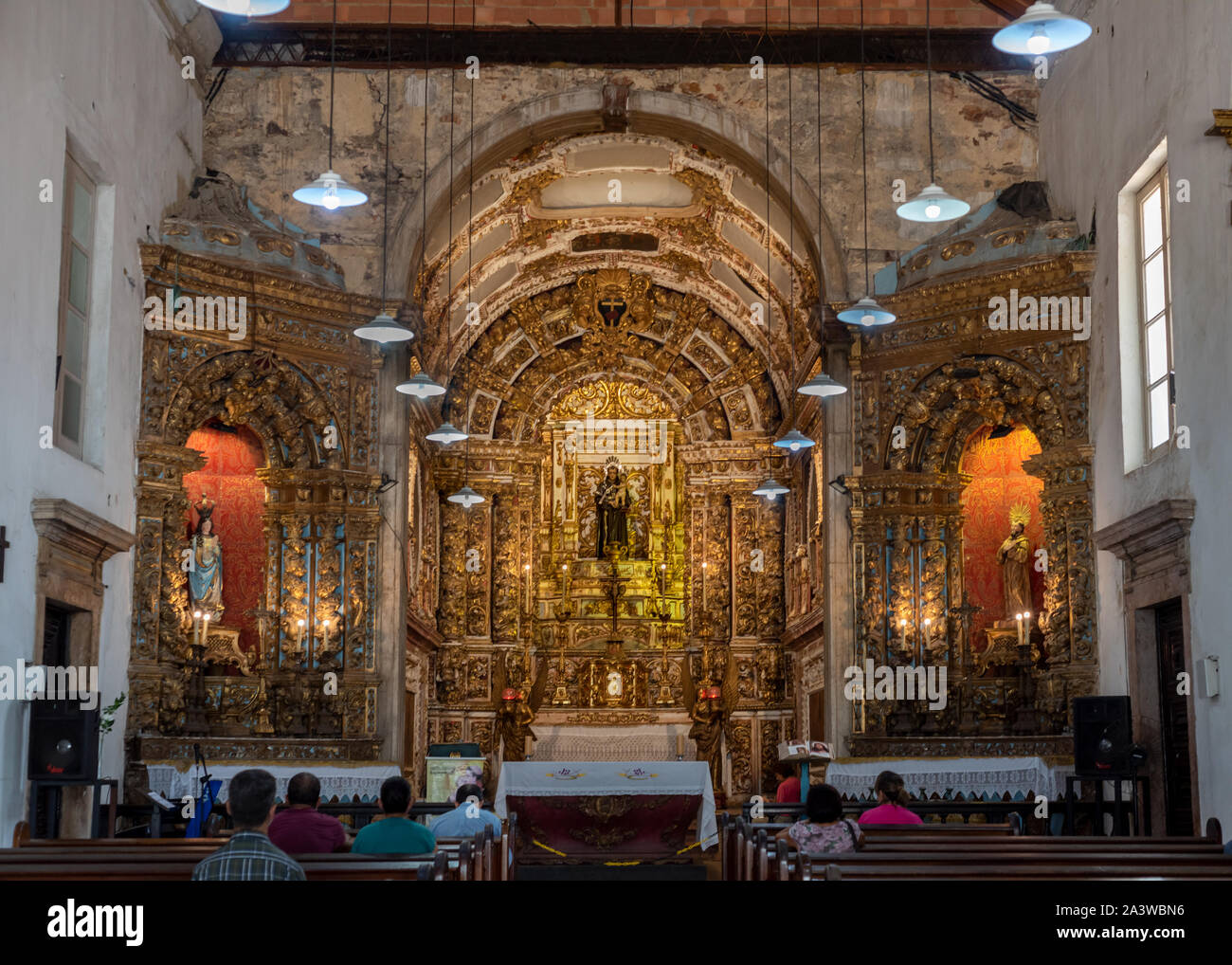 RIO DE JANEIRO, RJ , Brasile - 12 Settembre 2019: Chiesa all'interno del convento di San Anthon (Convento do Santo Antonio) in stile barocco Foto Stock
