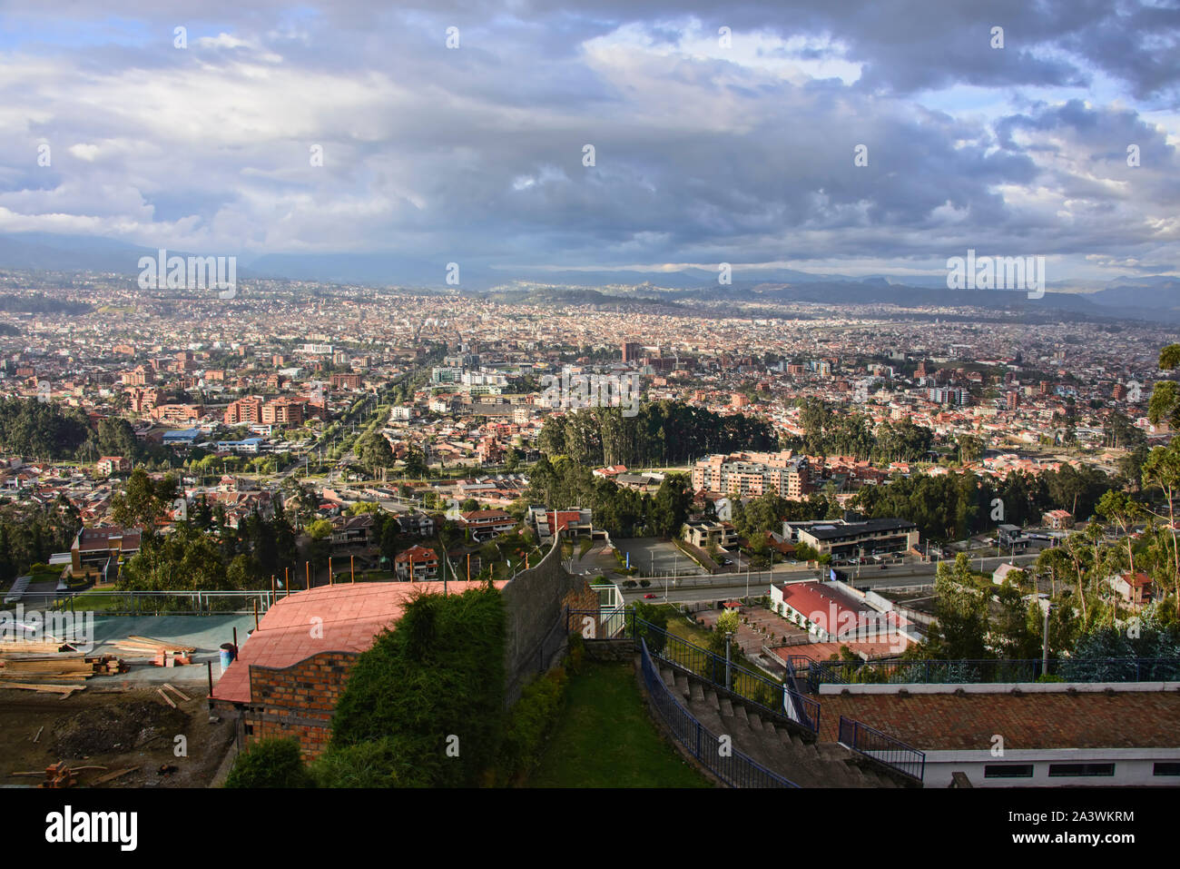 Vista di Cuenca dal Mirador Turi, Cuenca, Ecuador Foto Stock
