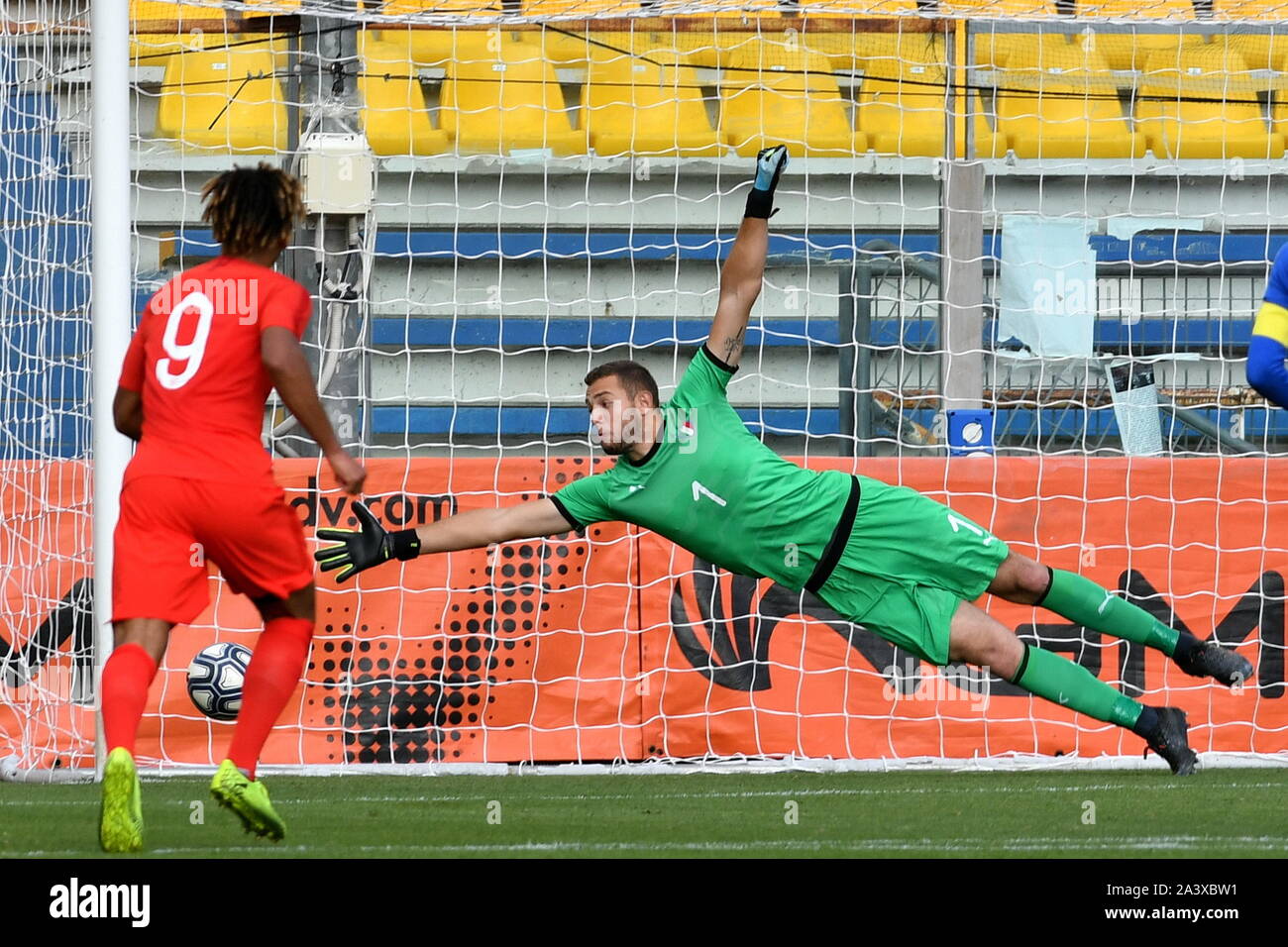 Parma, Italia, 10 ott 2019, leonardo loria Italia durante 8 Nazioni sotto 20 - Italia vs Inghilterra - Squadra di calcio italiano - Credit: LPS/Alessio Tarpini/Alamy Live News Foto Stock