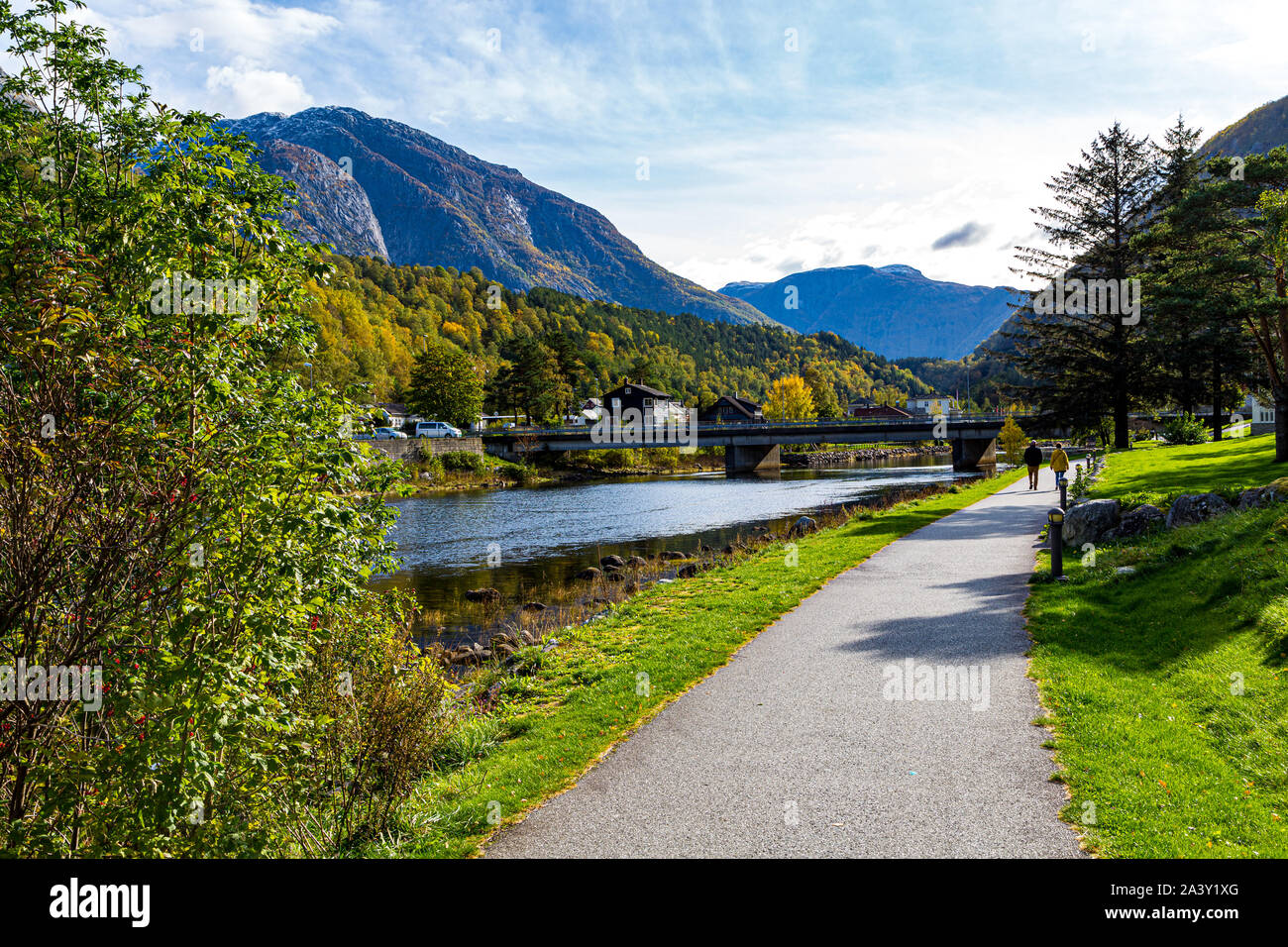 A Eidfjord, Hordaland, Norvegia in autunno. Foto Stock