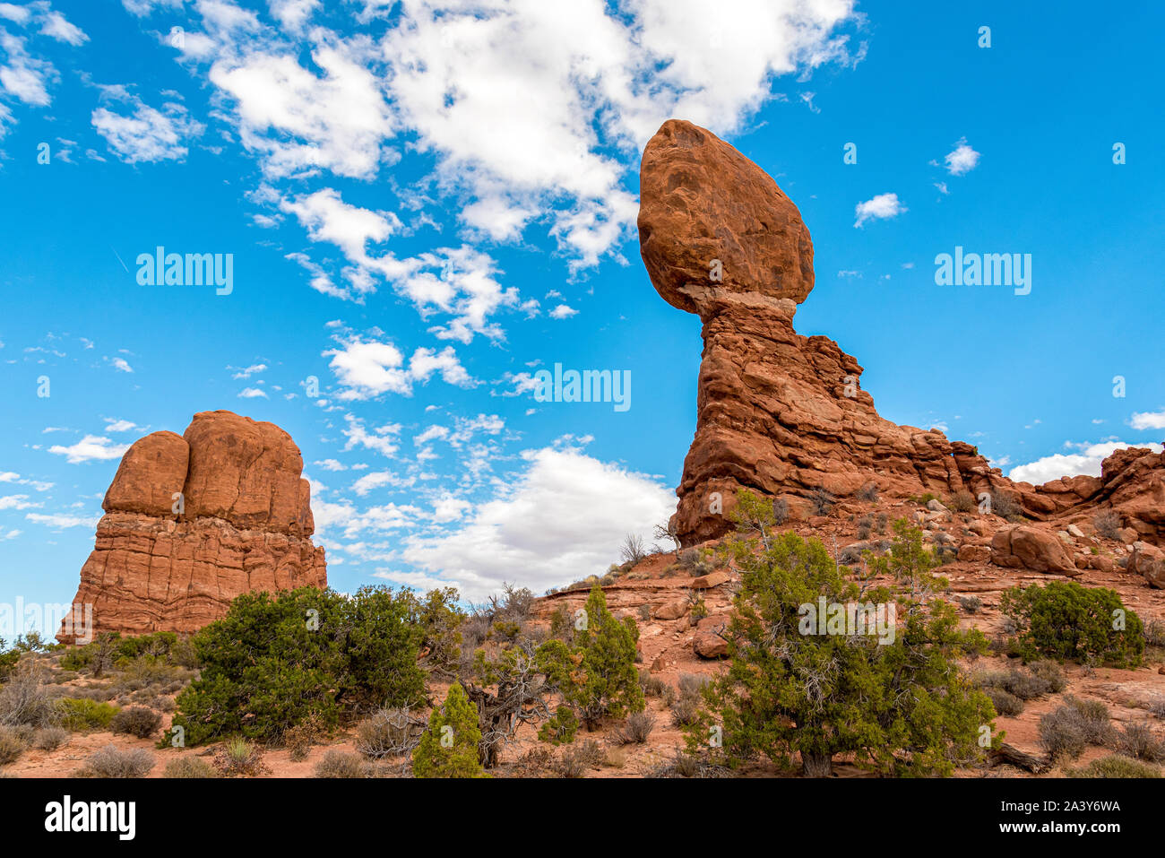 Roccia equilibrato nel Parco Nazionale di Arches, Utah/USA Foto Stock