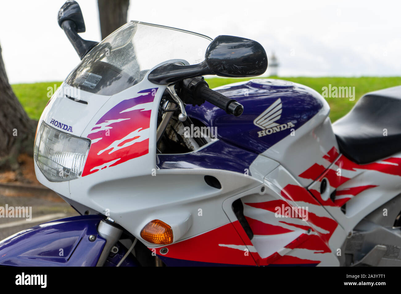 La parte anteriore di una moto Honda Foto Stock