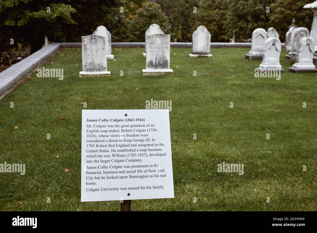 Bennington, Vermont - 1 Ottobre 2019: Bennington cimitero centrale in una fredda giornata di caduta Foto Stock