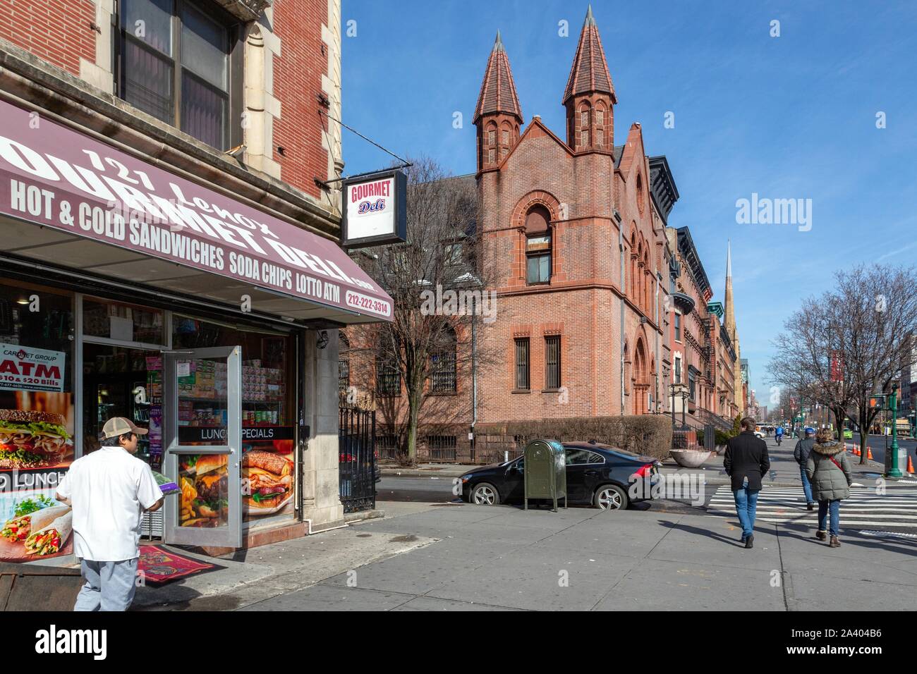 SANDWICH SHOP ACCANTO ALLA EBENEZER Vangelo tabernacolo, Malcolm X Boulevard Harlem, Manhattan, New York, Stati Uniti, STATI UNITI D'AMERICA Foto Stock