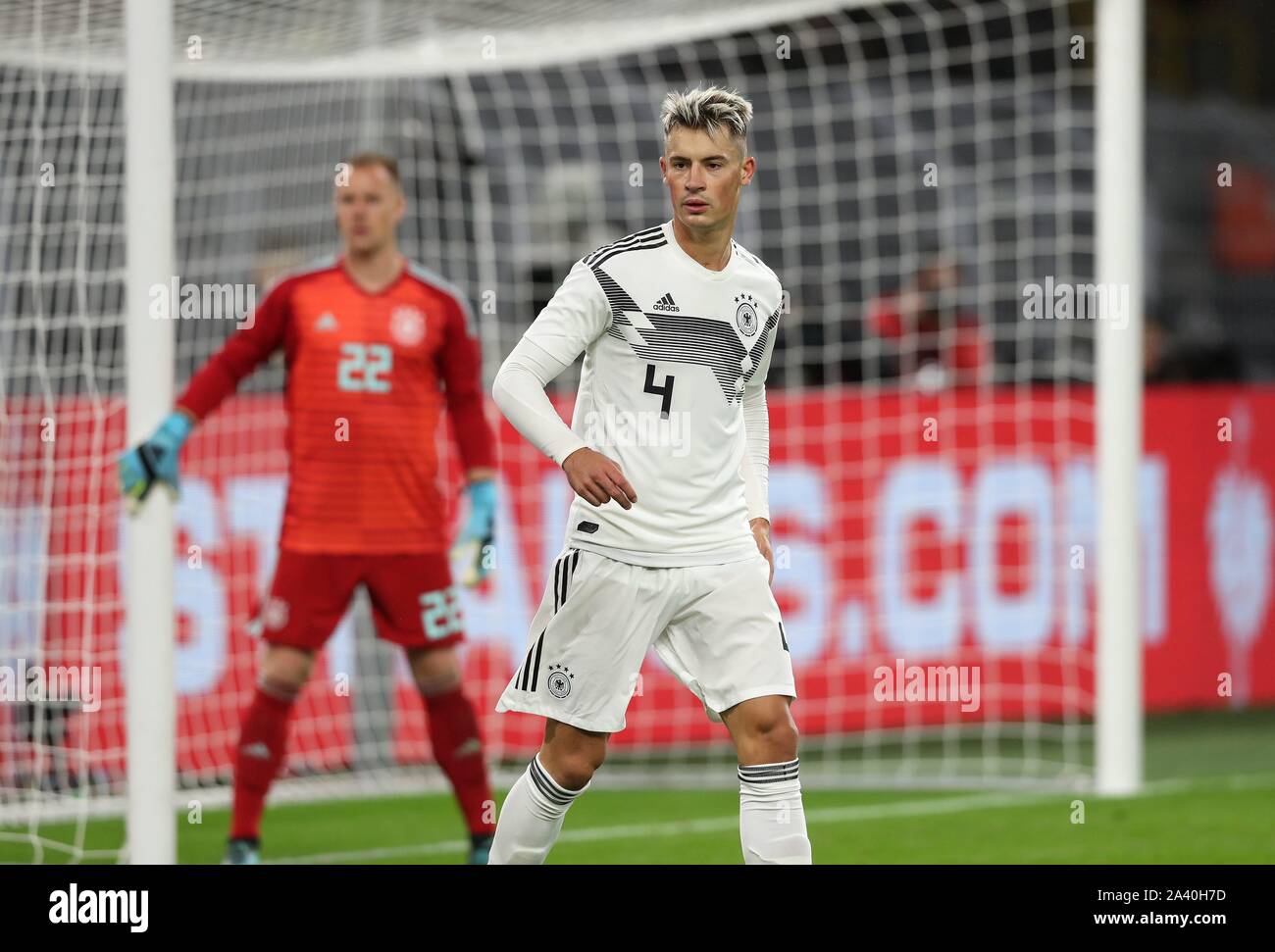 Dortmund, Deutschland. 09oct, 2019. firo: 09.10.2019, calcio, Landerspiel, squadra nazionale Germania, stagione 2019/20, test match, GER, Germania - ARG, Argentina, 2: 2 Robin KOCH, GER, mezza figura, posteriore TER STEGEN | Utilizzo di credito in tutto il mondo: dpa/Alamy Live News Foto Stock Dortmund, Deutschland. 09oct, 2019. firo: 09.10.2019, calcio, Landerspiel, squadra nazionale Germania, stagione 2019/20, test match, GER, Germania - ARG, Argentina, 2: 2 Robin KOCH, GER, mezza figura, posteriore TER STEGEN | Utilizzo di credito in tutto il mondo: dpa/Alamy Live News Foto Stock