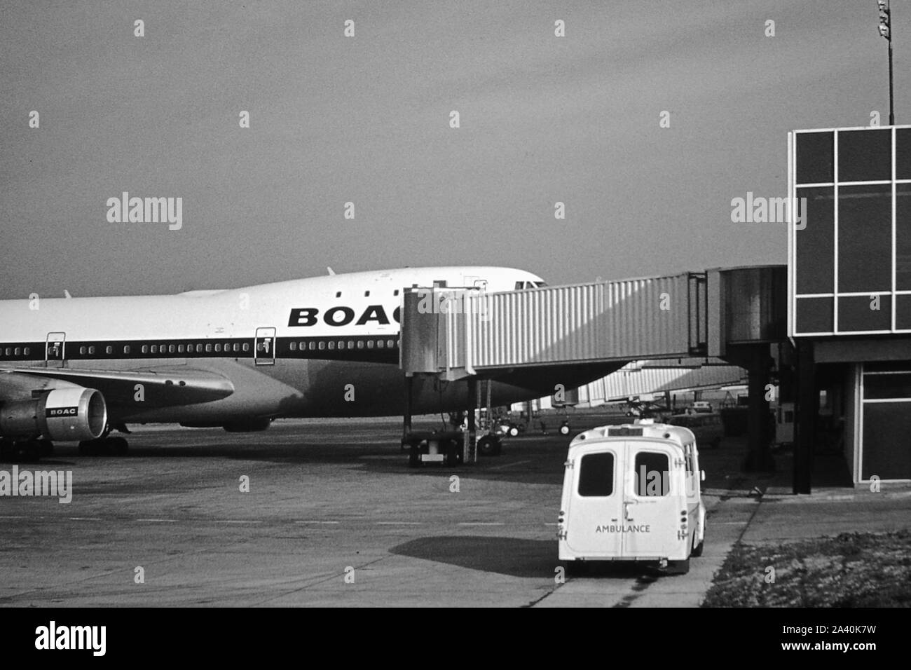 BOAC Boeing 747 alla porta di aeroporto Foto Stock