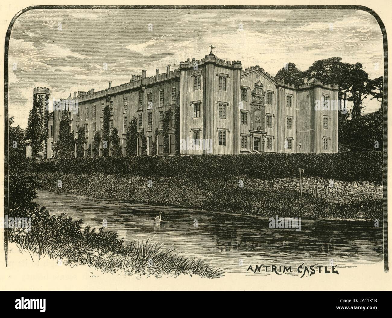 "Antrim Castle", 1898. Antrim o castello Massereene sulle rive di sei miglia di acqua nella contea di Antrim, costruito tra il 1613-1662, ricostruita nel 1813 come una di tre piani a corona Georgian-Gothic mansion da John Bowden, fu distrutto da un incendio nel 1922 e demolita negli anni settanta. Da "Il nostro Paese, volume V". [Cassell and Company, Limited, Londra, Parigi &AMP; Melbourne, 1898] Foto Stock