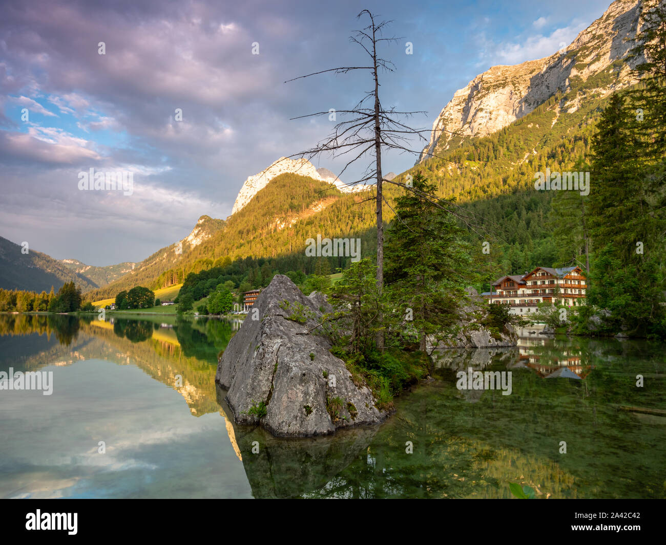 Montagna Lago Hintersee Ramsau nella Berchtesgadener Land Foto Stock