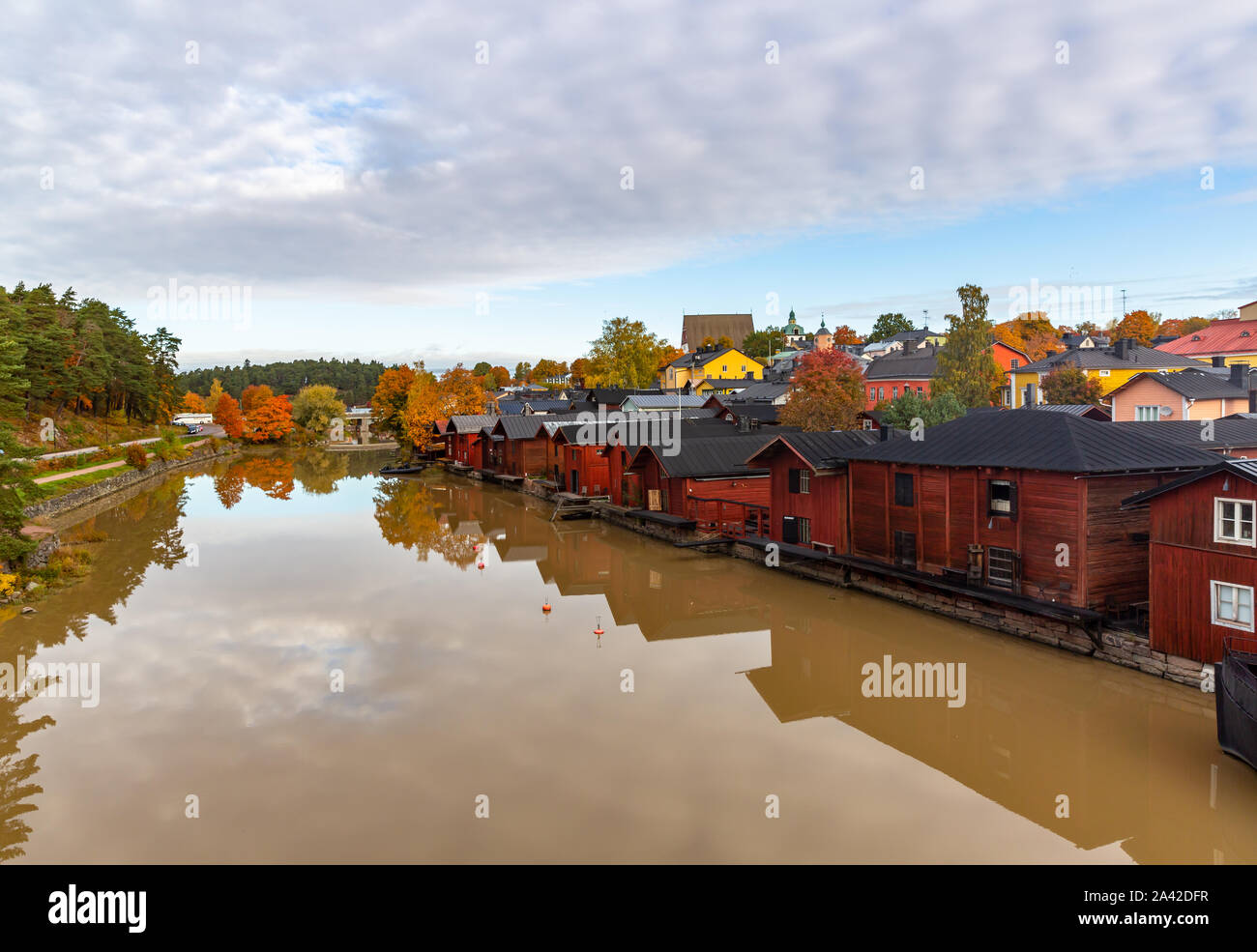 Colorate case di legno in Porvoo città vecchia di in Finlandia. Foto Stock