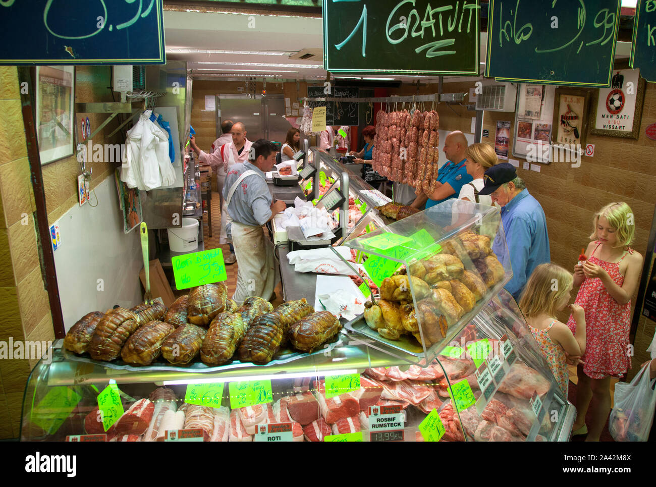 Staden Nice på den franska rivieran. Ho Charketuri Gamla stan. Salumi nella città vecchia, Nice.Foto Jeppe Gustafsson Foto Stock