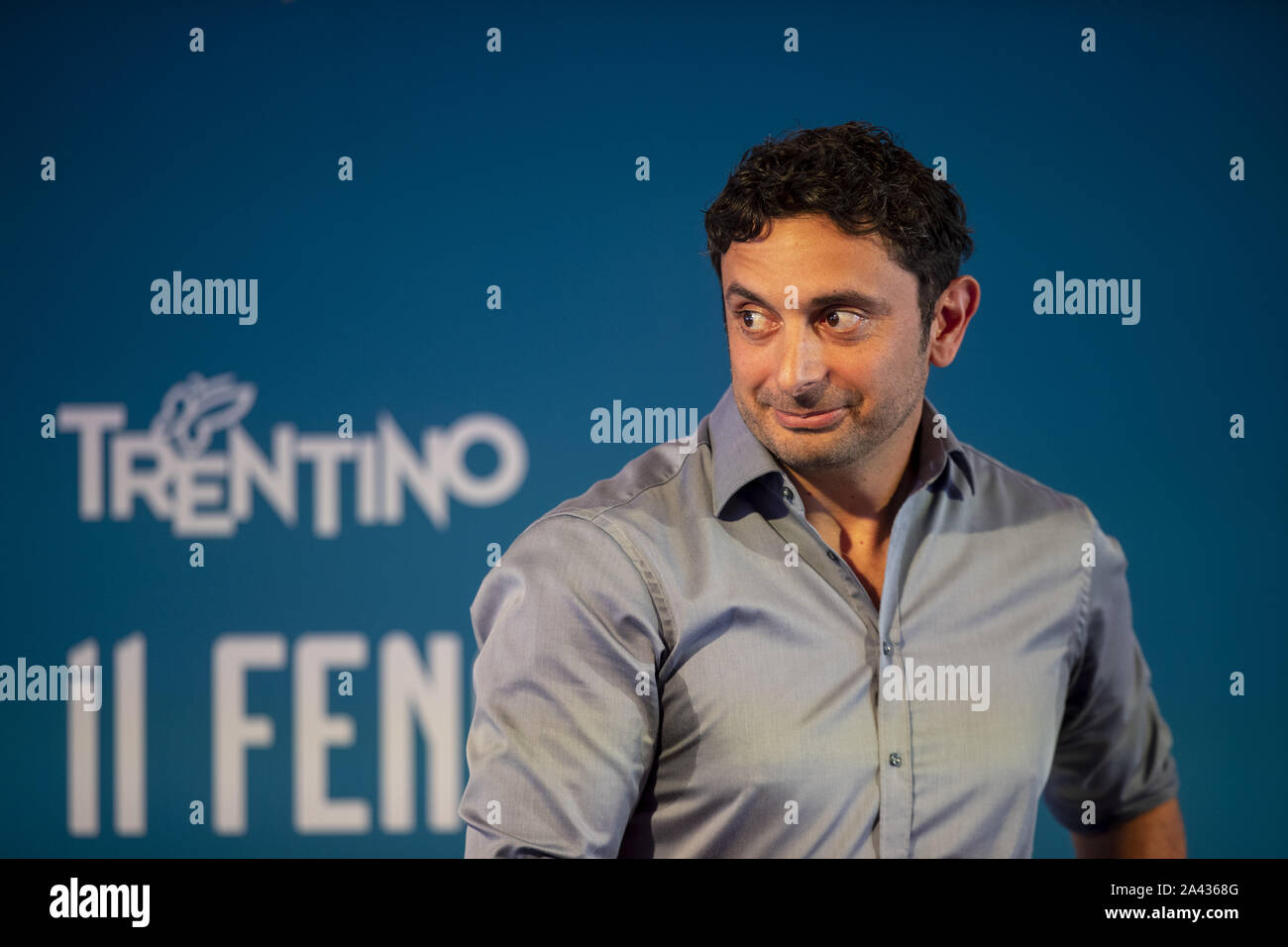 Trento, Italia. Undicesimo oct, 2019. Head Coach delle donne italiane di squadra di pallavolo DAVIDE MAZZANTI assiste ''˜Il Festival dello Sport' a Trento, Italia. Il Festival dello sport è un occasione unica per gli appassionati e gli appassionati potranno incontrare i loro idoli e provare una vasta gamma di attività sportive. Credito: James Gasperotti/ZUMA filo/Alamy Live News Foto Stock