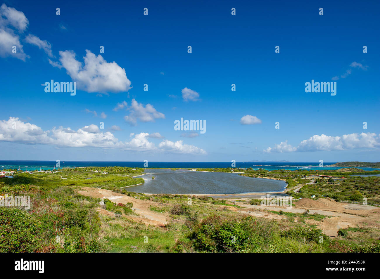 Orientale Bay / Sint Maarten. 04.10.2014. Vista panoramica della baia orientale in Sint Maarten Foto Stock