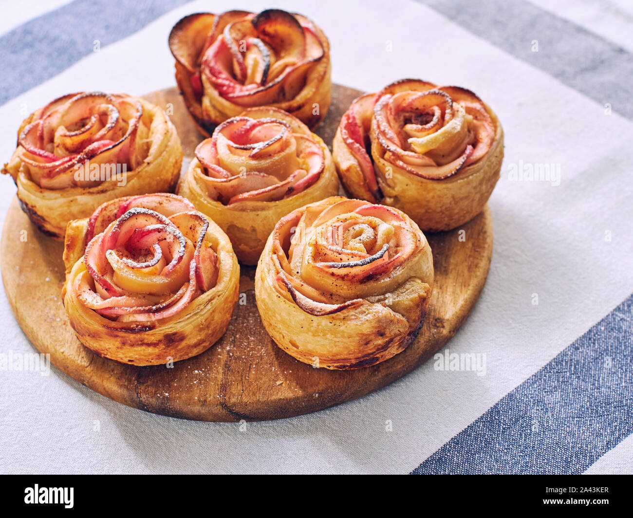 Rosa a forma di pasticcini di Apple Foto Stock