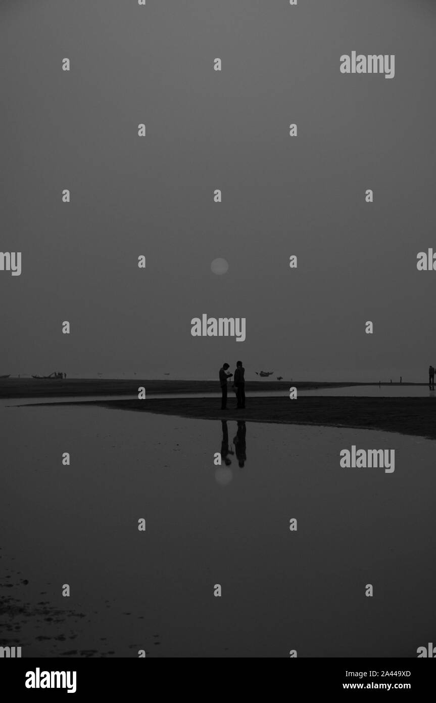 Sunrise Kuakata a mare spiaggia. Patuakhali, Bangladesh Foto Stock