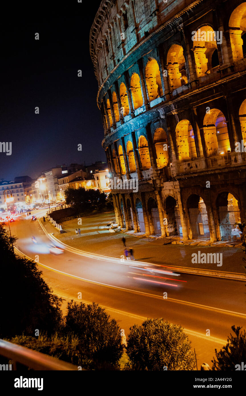 Colosseo a Roma, Italia. Foto Stock