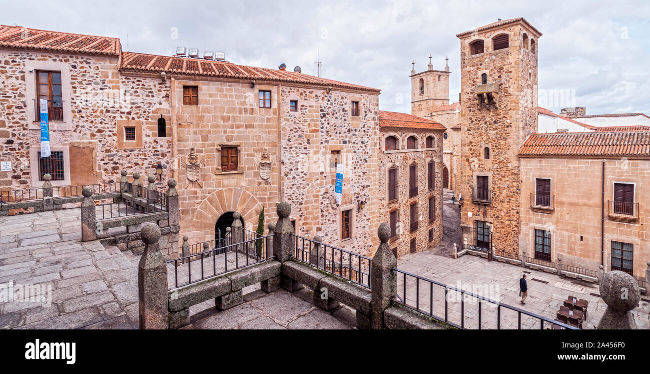 Plaza de San Jorge. Ciudad de Cáceres. Extremadura. España. Foto Stock