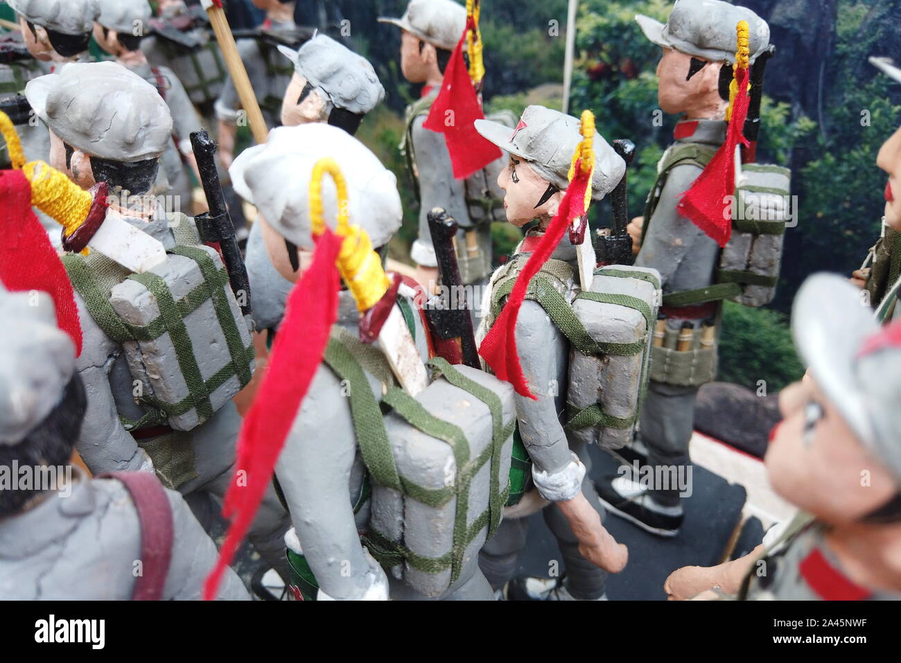 Immagine dell'argilla figure dell'esercito comunista in Shijiazhuang, città del nord della Cina nella provincia di Hebei, 6 settembre 2019. Foto Stock