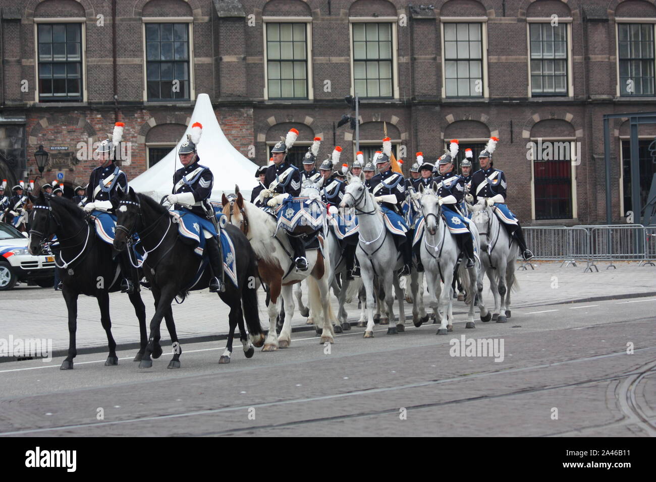 Il Royal Netherlands parate militari durante il Prinsjesdag presentazione annuale della politica di governo al parlamento dalla Regina Beatrice all'Aia. Foto Stock