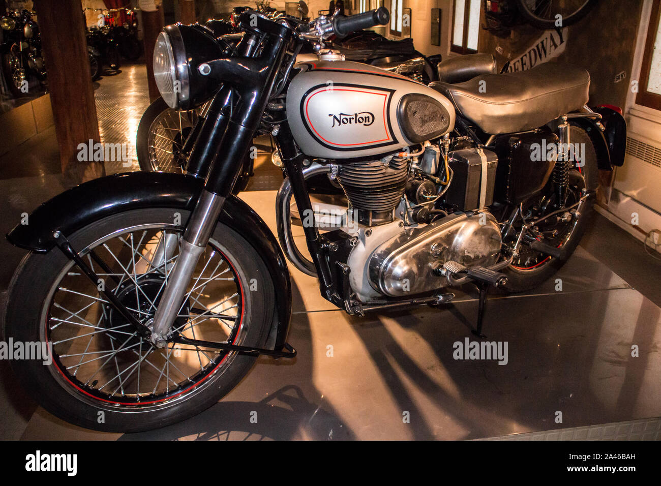 Marsiglia (Francia) Musée de la moto - Motorcycle Museum : Norton ES II 500cc 1951 (UK) Foto Stock
