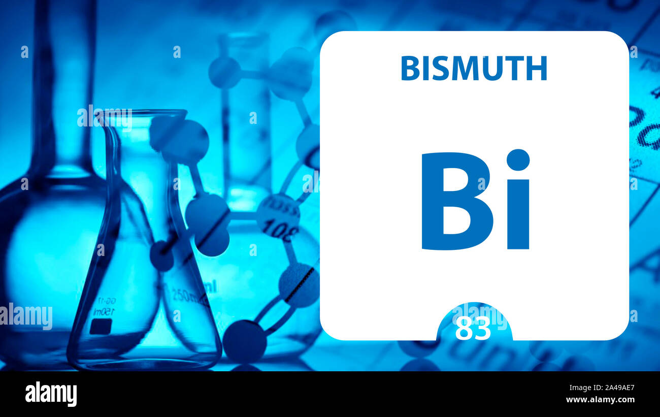Il bismuto Bi, elemento chimico segno. 3D rendering isolati su sfondo bianco. Bismuto 83 chimica elemento per esperimenti scientifici in aula la scienza Foto Stock