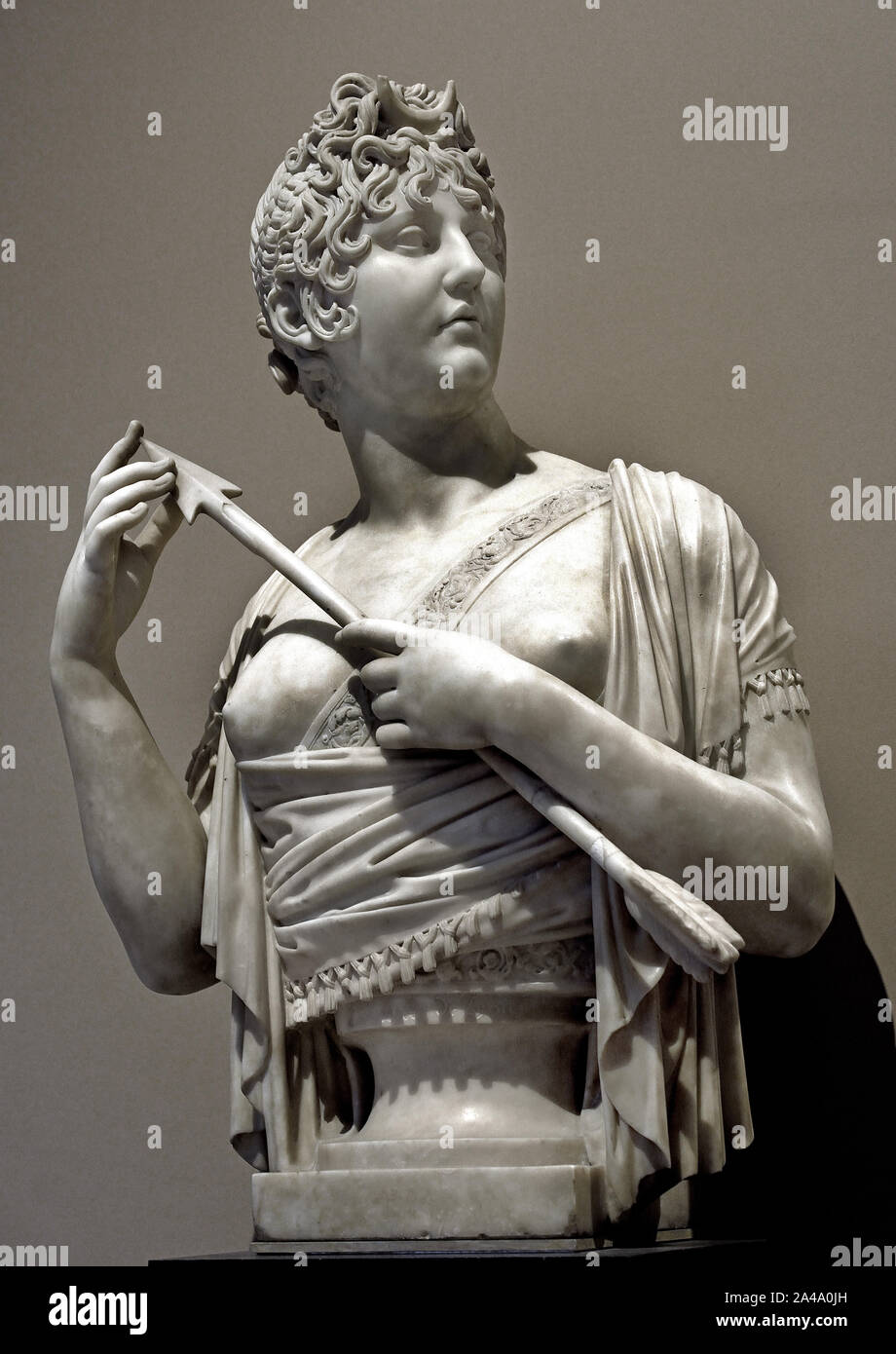 Madame de Verninac, sotto gli attributi di Diane chasseresse 1808, Joseph CHINARD, Lione, 1756 - 1813, ( Madame de Verninac (1780-1827), sorella del pittore Eugène Delacroix, è rappresentata in Diane, dea romana della caccia. Ha conseguito una freccia e porta la mezzaluna in her hair.) , francia, francese. Foto Stock