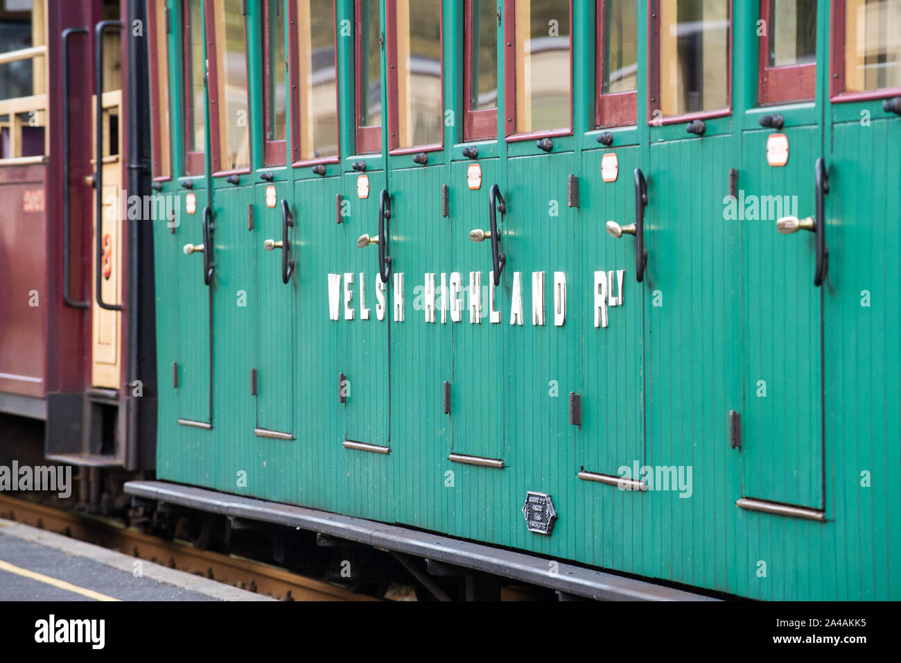 Treni a vapore sul Welsh highland railway a Rhyd Ddu stazione ferroviaria, il Galles del Nord, Regno Unito Foto Stock