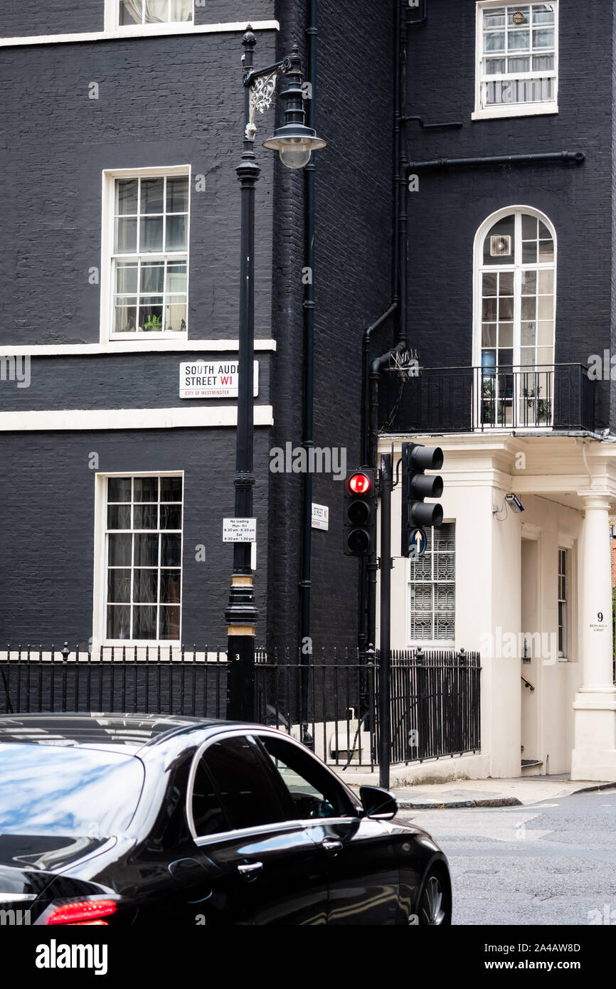 Elegante casa in strada di Londra Foto Stock