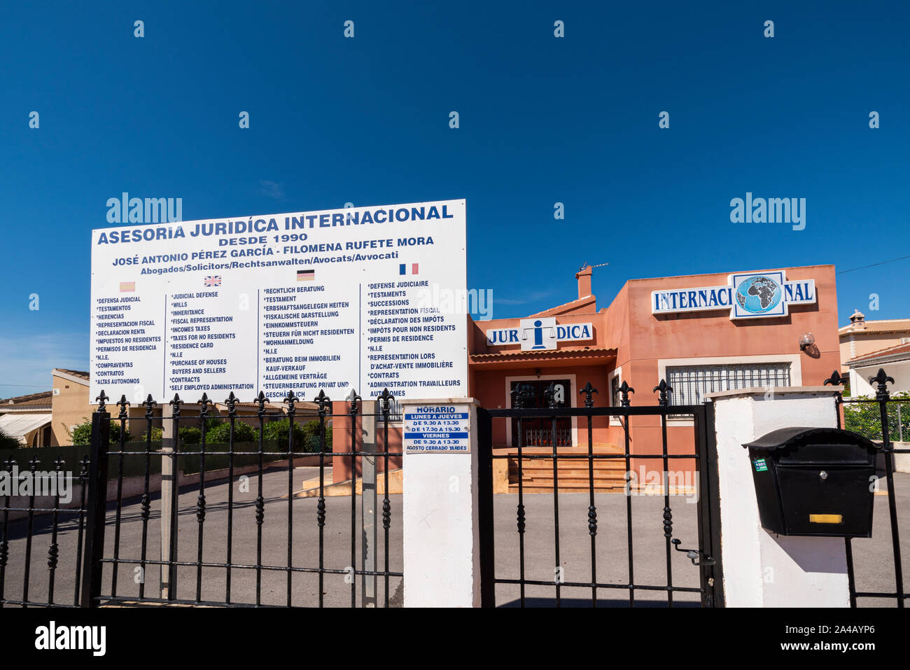 Asesoria Juridica Internacional, Internazionale consulenza legale, in Spagna, l'Europa. Lo spagnolo legal business in Ciudad Quesada, Rojales, Spagna. Proprietà Foto Stock