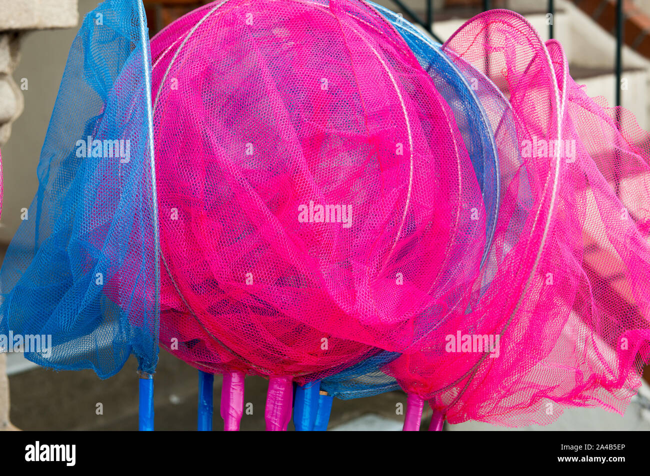 Farfalla colorata/rete da pesca utilizzati dai bambini per il tempo libero activiy Foto Stock