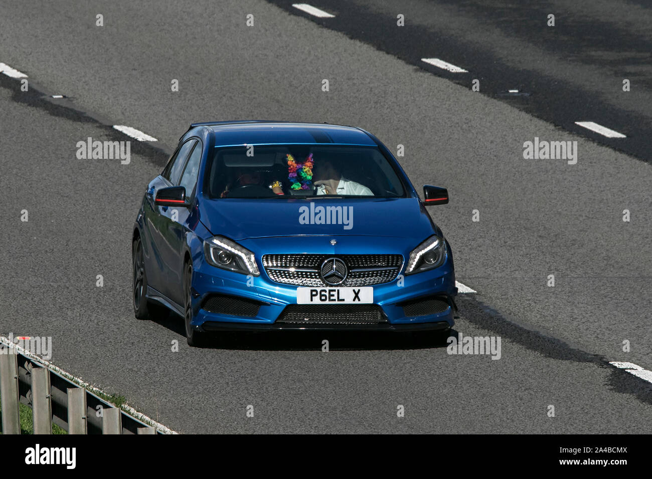 P6ELX blu 2014 Mercedes-Benz180 Blue-Cy AMG Sport CD; Foto Stock