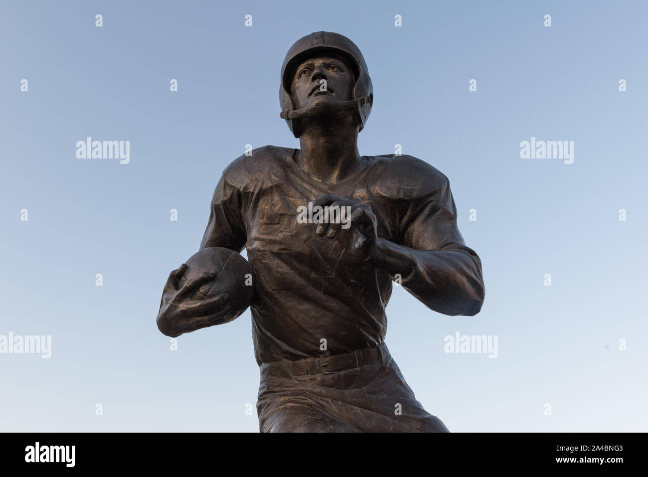Il Doak Walker statua sul campus della Southern Methodist University di Dallas, in Texas, dove egli è una leggenda Foto Stock