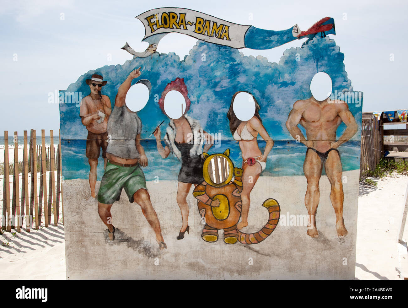 Il Flora-Bama bar situato sul Florida-Alabama linea di confine Foto Stock