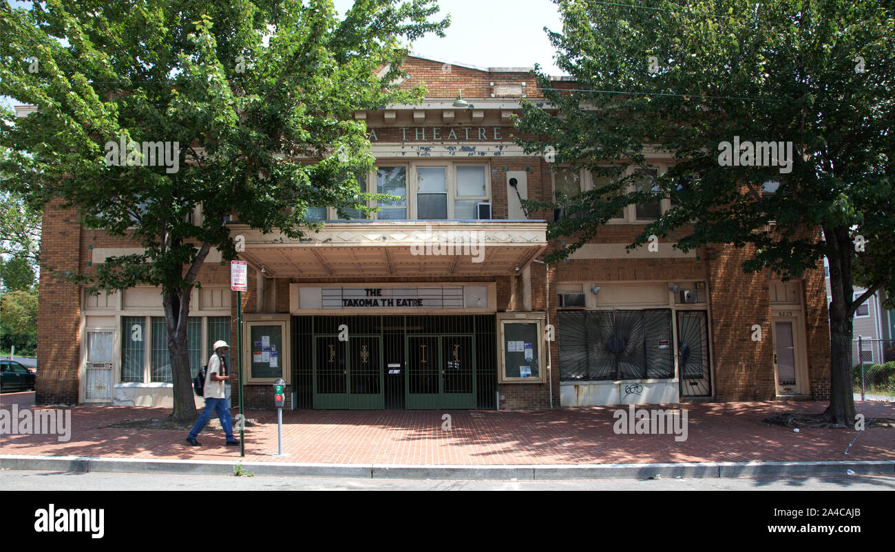 La Takoma Theatre, angolo della quarta e Butternut San in Takoma quartiere di Washington, D.C. Foto Stock