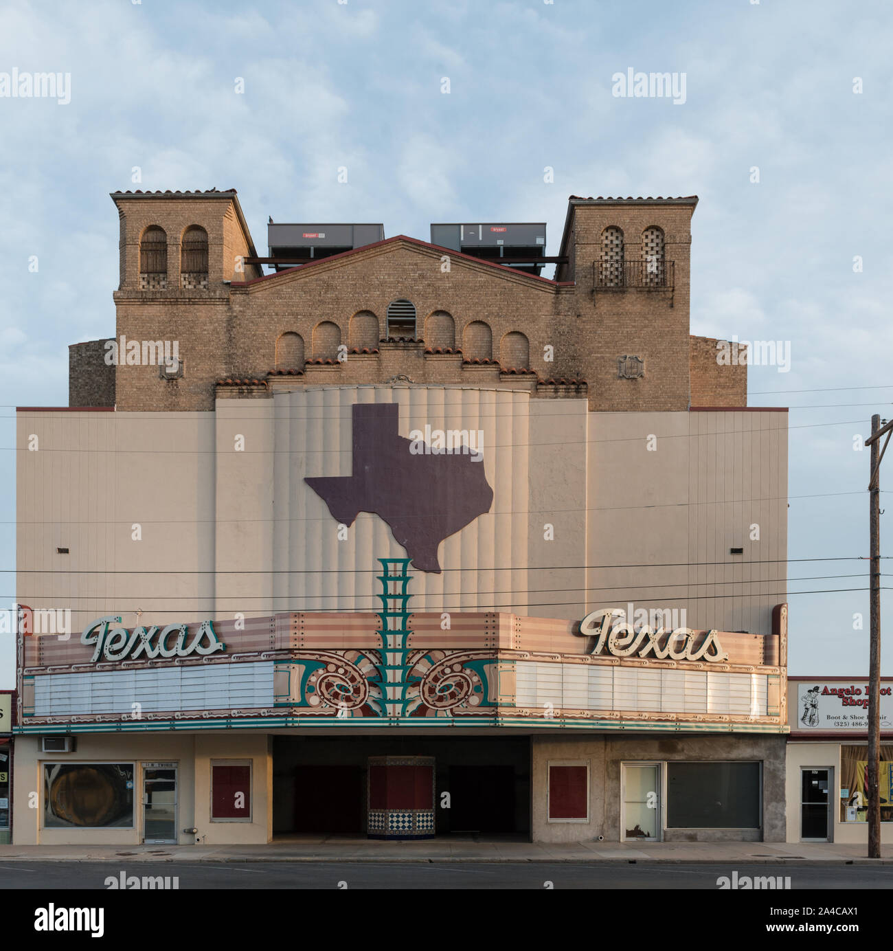 Il Texas Theatre, che ha chiuso il 1983 in San Angelo, la sede di Tom Green County, Texas Foto Stock