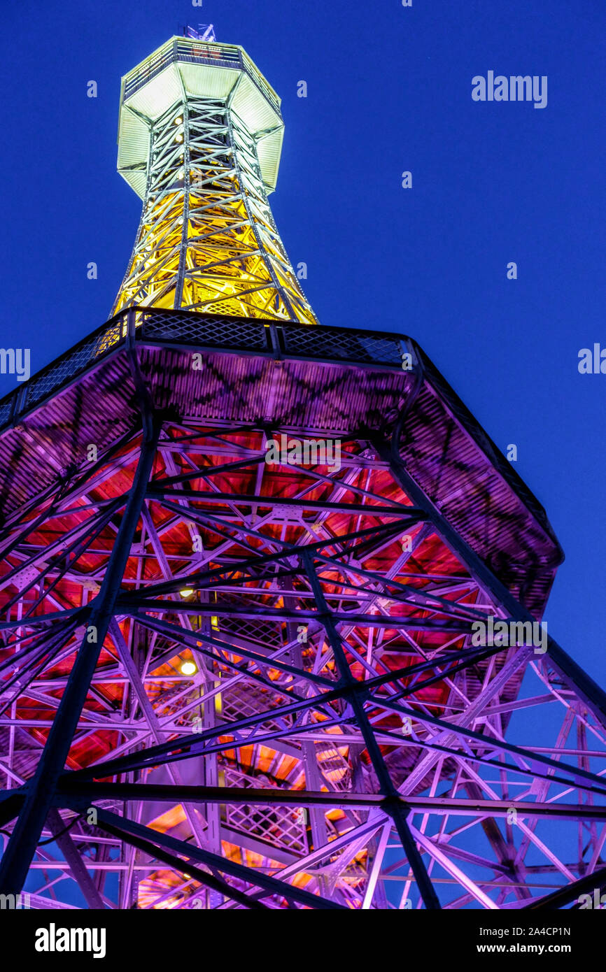 Prague Petrin Lookout Tower Construction Praga Repubblica Ceca Foto Stock