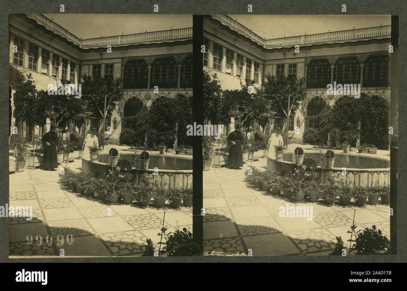 La corte interna di una casa di Damasco. Palestina Foto Stock