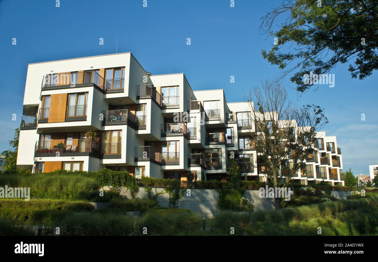 Varsavia, Polonia. Il 15 agosto 2019. Moderno appartamento di lusso, edificio del centro di Varsavia Goclaw Foto Stock