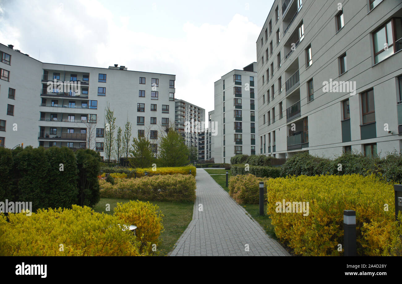 Varsavia, Polonia. Il 22 aprile 2019. Moderno appartamento di lusso, edificio del centro di Varsavia Goclaw Foto Stock
