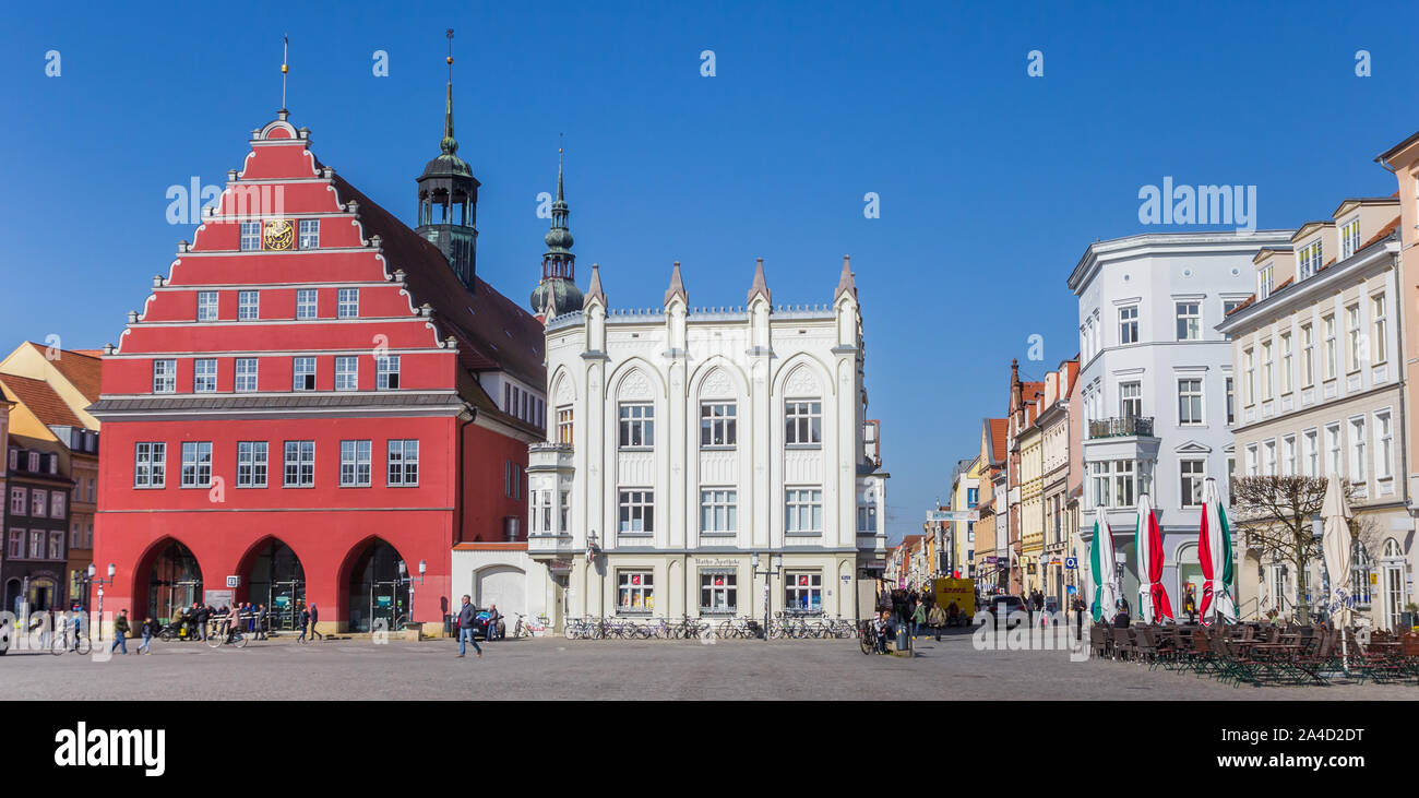 Panorama del municipio presso la piazza del mercato di Greifswald, Germania Foto Stock