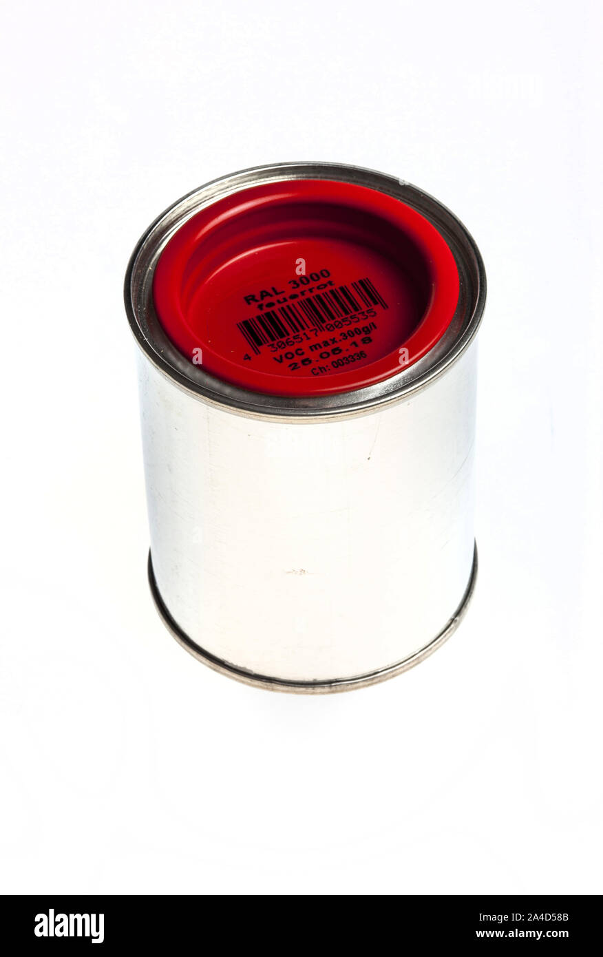 La Verniciatura vernici, in lattine di metallo, resina sintetica vernici, rosso, Foto Stock