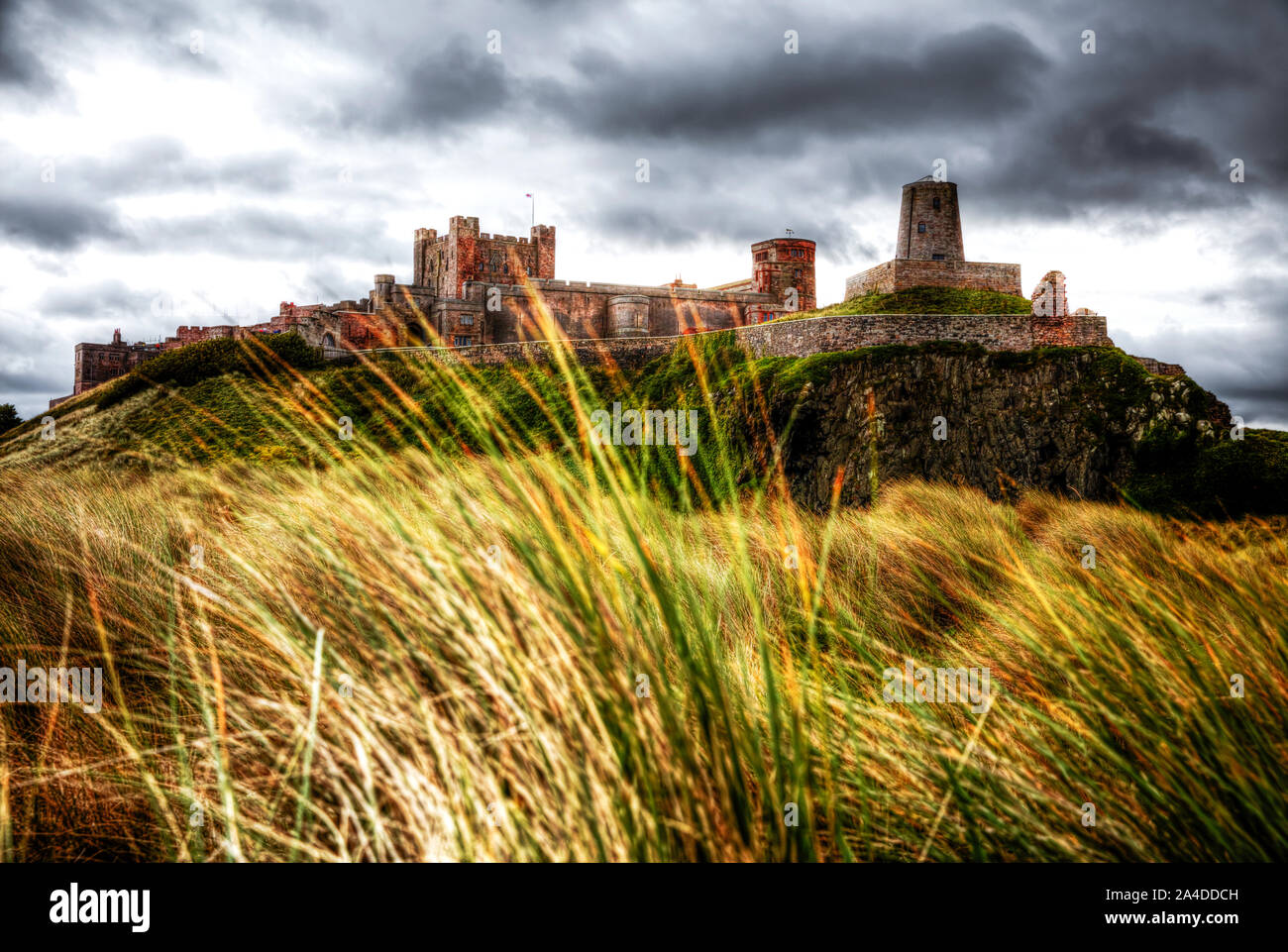 Il castello di bamburgh, Northumberland, castelli di Northumberland, Regno Unito, Inghilterra, il castello di bamburgh northumberland, castello, castelli, Bamburgh, Bamburgh Castle, Regno Unito Foto Stock