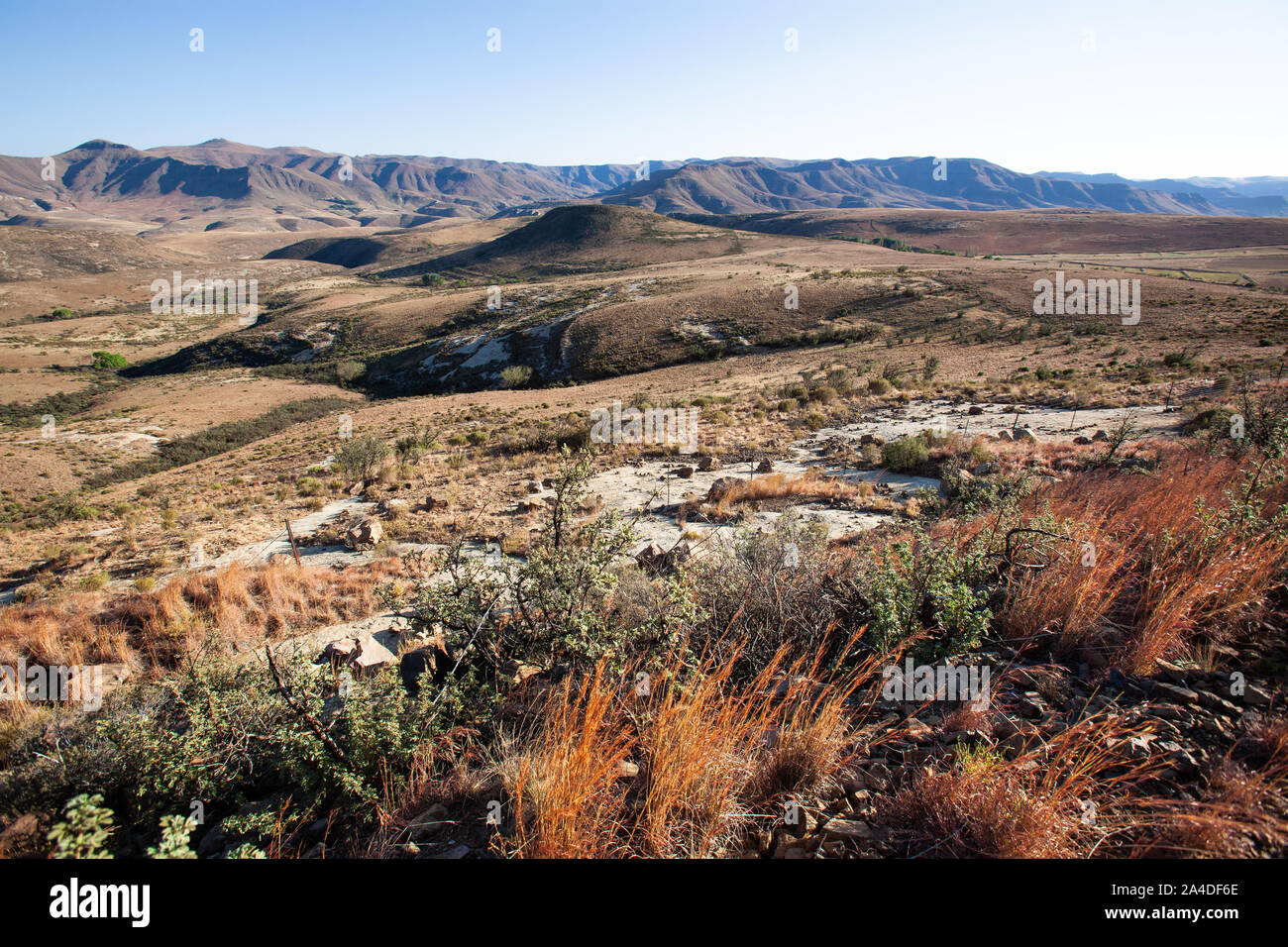 Drakensberg mountain view dalla strada a Rodi, Capo orientale, Sud Africa Foto Stock